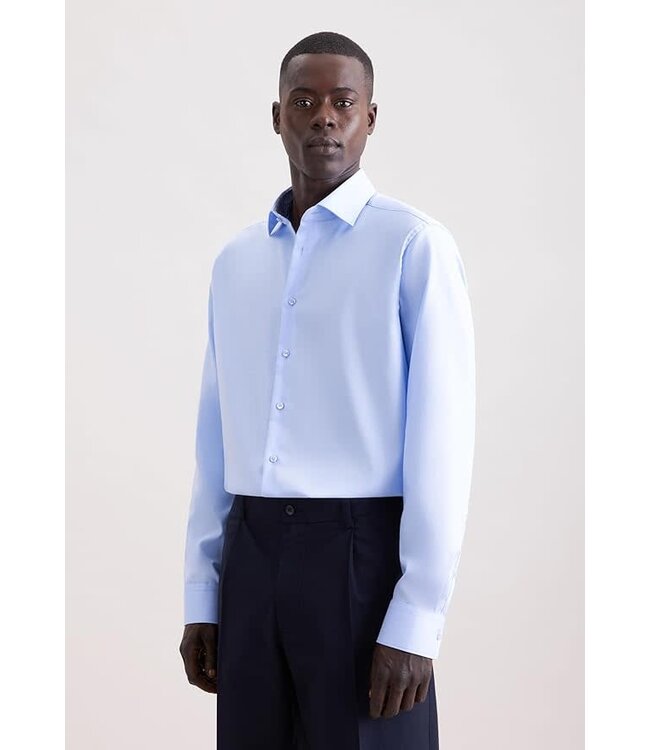 Modern Fit Light Blue Dress Shirt
