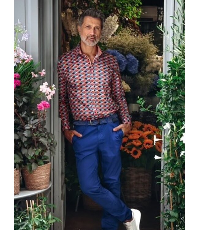 Modern Fit Fish Graphic Shirt