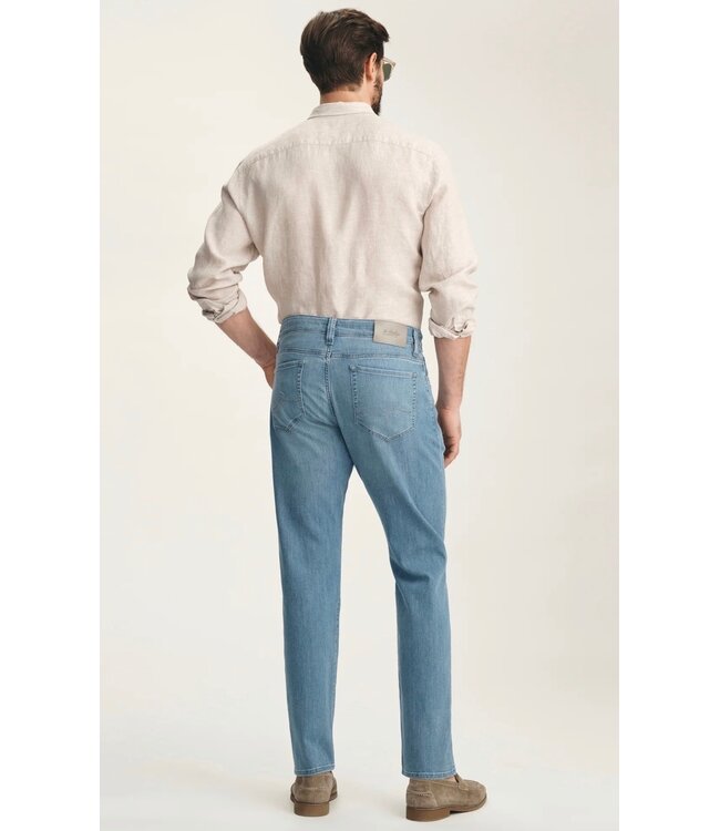 Slim Fit Light Brushed Aerodenim Jeans
