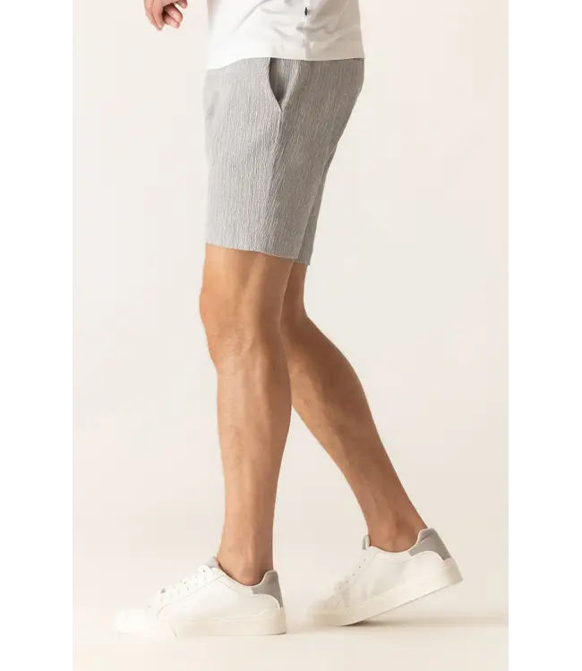 Modern Fit Oasis Seersucker Bermuda Shorts