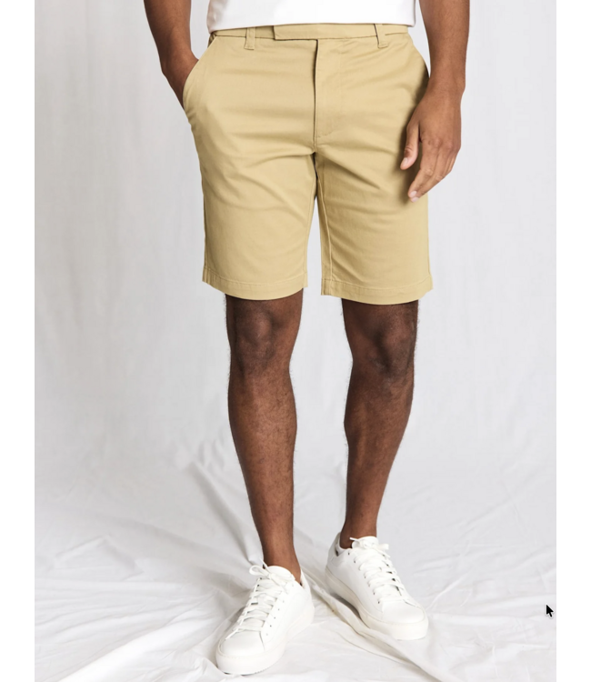 Slim Fit Beige Loris Shorts