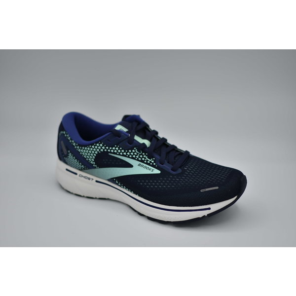 Edmonton specialty running and nordic skiing equipment retailer Fast