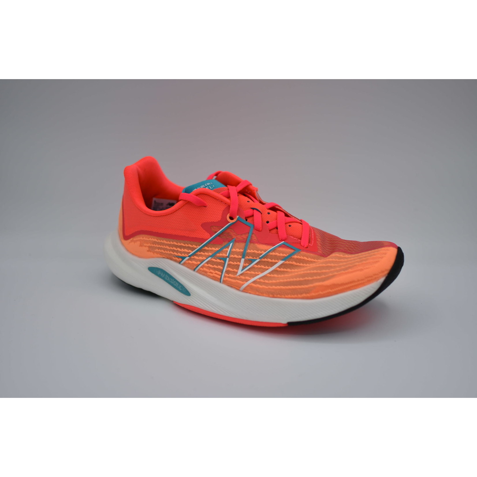 New Balance New Balance FuelCell Rebel v2 W