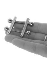 Calexotics Nipple Grips - Crossbar Nipple Vices