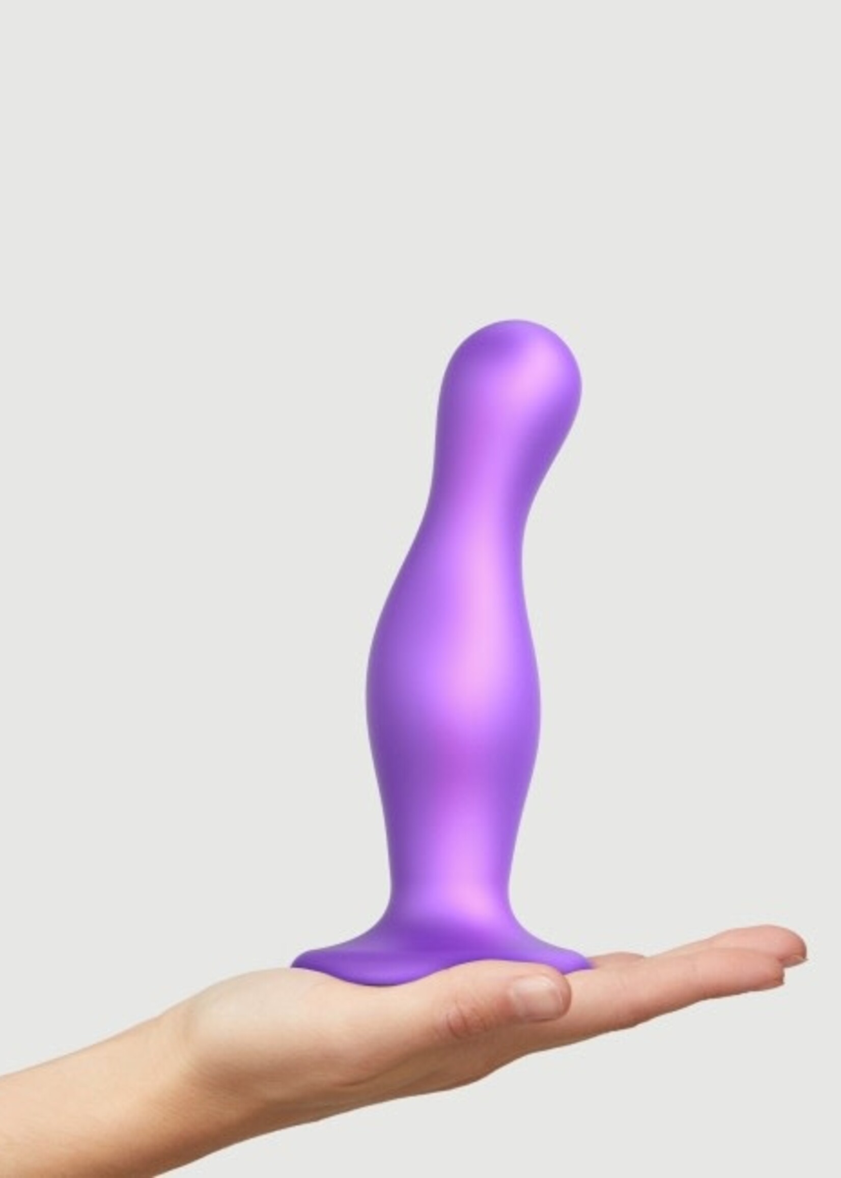 Strap-on-me by Lovely Planet StrapOnMe - Dildo Plug Curvy Size L (purple)