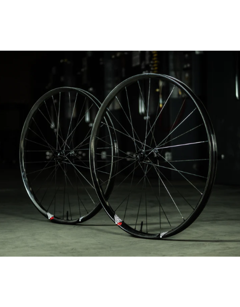 We Are One Composites We Are One Composites Convergence Triad / I9 hydra Boost 29 Wheelset XD 6B Black Hubs