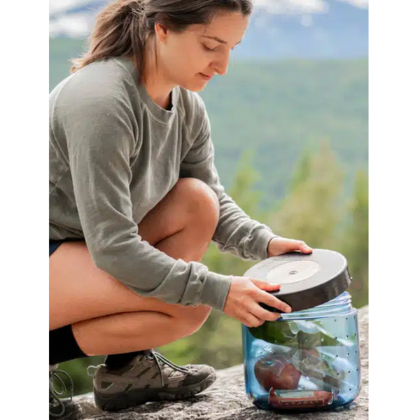 BEAR VAULT BV450 JAUNT BEAR RESISTANT FOOD FOOD CANISTER 7.2 Ltr