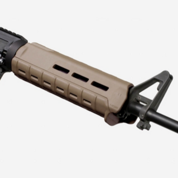 MAGPUL MOE M-Lok Mid Length Hand Guard FDE