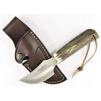 MUELA Red Stag Horn Skinning Knife Stag Handle
