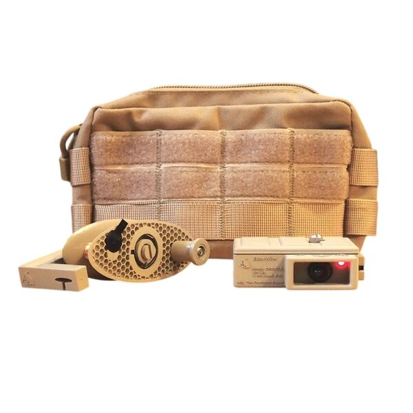 CANADA QUALITY GEAR BearWire w/Molle Pouche
