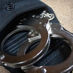 FOX OUTDOOR PROFESSIONAL SERIES DUTY HANDCUFF CASE Single