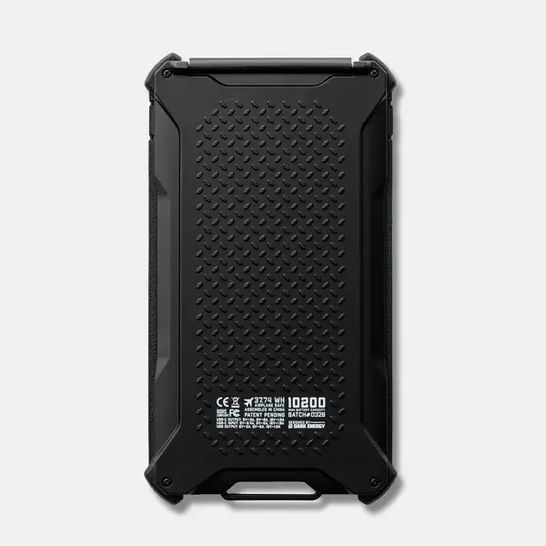DARK ENERGY Poseidon Pro Indestructible Portable Charger
