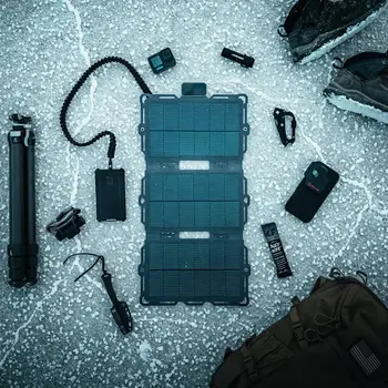 DARK ENERGY Spectre 18W Folding Solar Panel Gray