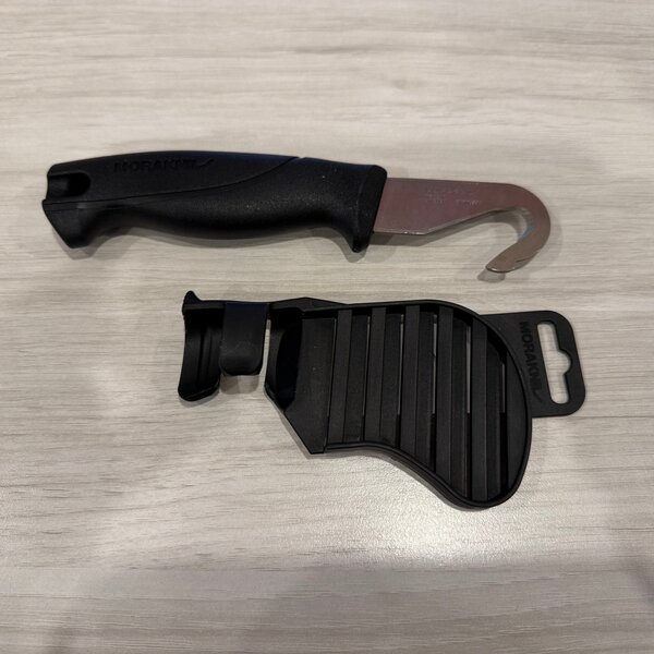 MORAKNIV Gut Hook Knife Black w/Sheath