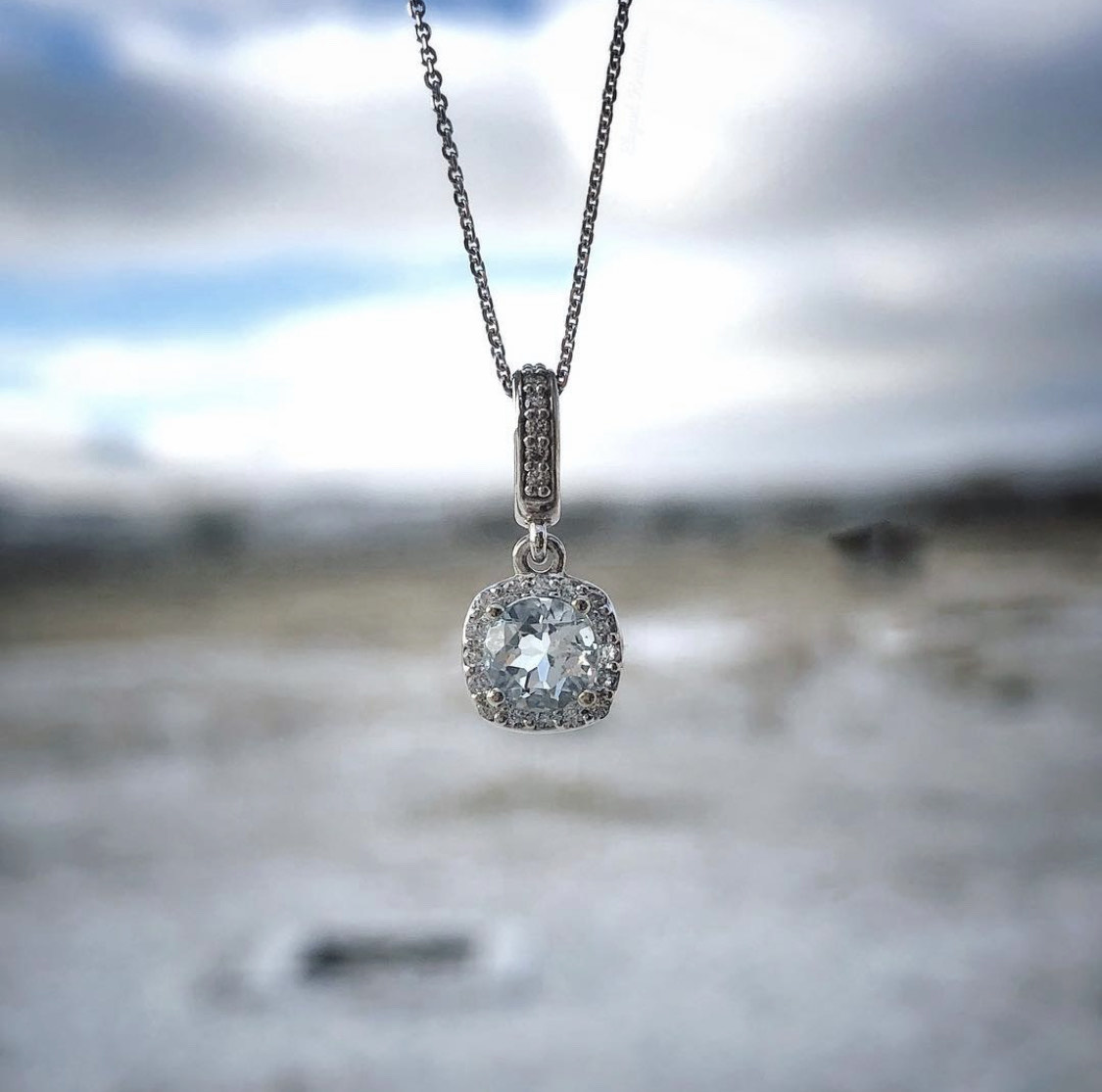 Just go to EK Jewelers for your dream piece of jewelry