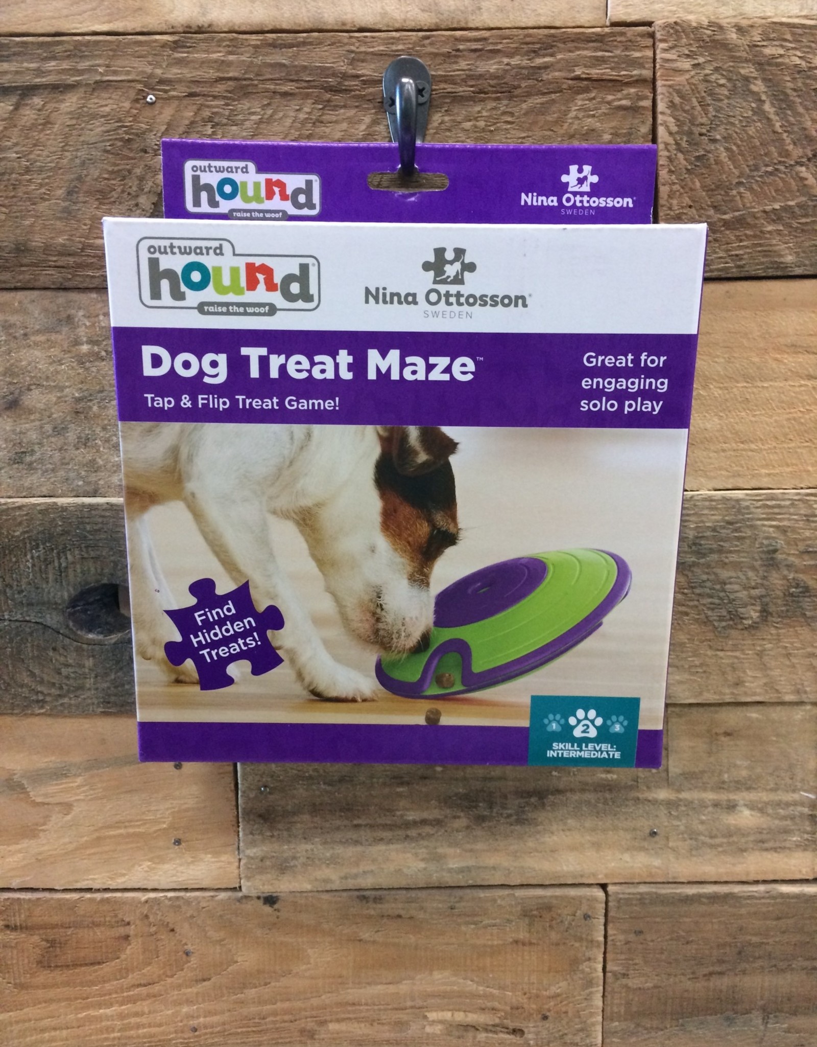outward hound dog treat maze