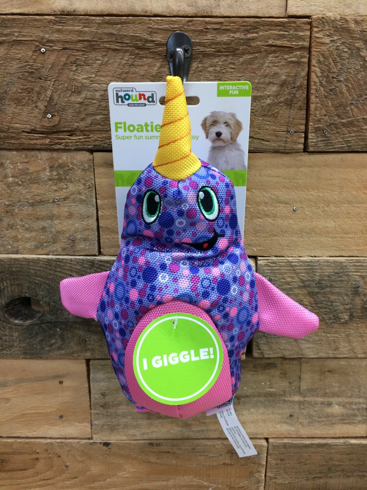 outward hound floatiez