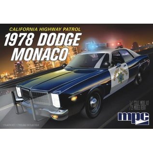 MPC MPC 922 1/25 1978 Dodge Monaco CHP Police Car, 2T