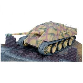 REVELL GERMANY REV 03232 JAGDPANTHER 1/76 MODEL KIT
