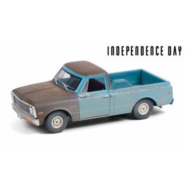 GREENLIGHT COLLECTABLES GLC 84132 1971 CHEVROLET C-10 Independence Day