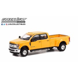GREENLIGHT COLLECTABLES GLC 46090-D 2019 FORD F350 DUALLY - SCHOOL BUS YELLOW (DUALLY DRIVERS SERIES 9)