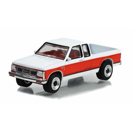 GREENLIGHT COLLECTIBLES GLC 35250-B 1984 GMC S-15 SIERRA CLASSIC - ALL-TERRAIN SERIES 14 1/64 DIE-CAST