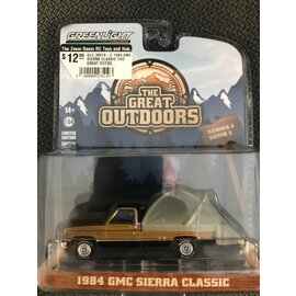 GREENLIGHT COLLECTABLES GLC 38010-C 1984 GMC SIERRA CLASSIC THE GREAT OUTDOORS SERIES 1