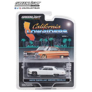 GREENLIGHT COLLECTIBLES GLC 63040-D 1972 CADILLAC SEDAN DEVILLE WHITE 1/64 DIE-CAST (LOWRIDERS SERIES 3)