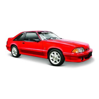 MAISTO MAI 32906  Maisto 1/24 SE 1993 Ford Mustang SVT Cobra (Red)