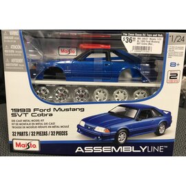 MAISTO MAI 39537  Maisto 1/24 AL 1993 Ford Mustang SVT Cobra (Metallic Blue)