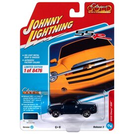 JOHNNY LIGHTNING JL 05800 2005 CHEVY SSR BERMUDA BLUE 1/64 DIE-CAST