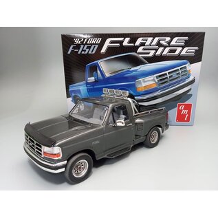 AMT AMT 1451M AMT 1/25 1992 Ford F-150 Flareside (Level 2) plastic model