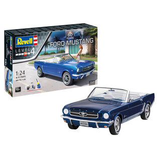 REVELL GERMANY REV 05647 FORD MUSTANG 1/24 plastic model gift set