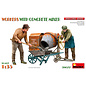MINIART MIN 38077 MiniArt 1/35 Workers With Concrete Mixer