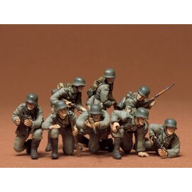 TAMIYA TAM 35061 1/35 German Panzer Grenadiers plastic model