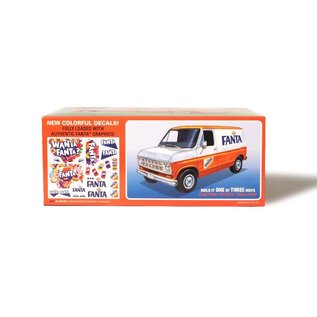 AMT AMT 1471 AMT 1/25 1977 Ford Custom Van Fanta (Level 2) plastic model