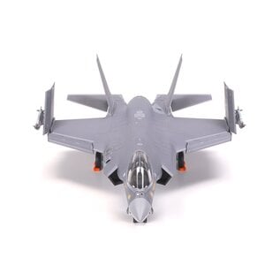 TAMIYA TAM 60794 LOCKHEED MARTIN F-35C LIGHTNING II 1/72 PLASTIC MODEL