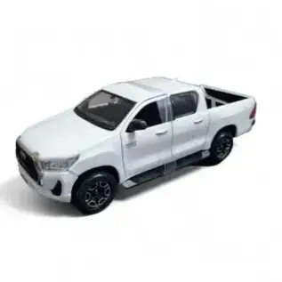 MAISTO MAI 32920-WH Maisto 1/27 SE Toyota Hilux (White)