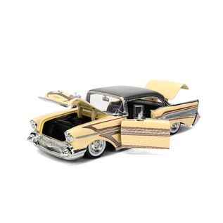 JADA TOYS JAD 36345 Jada 1/24 "BIGTIME Muscle" - 1957 Chevy Bel Air Hardtop