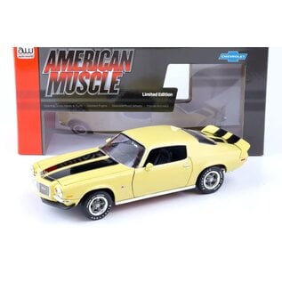 AUTOWORLD AW 1311 1972 CHEVY CAMARO RS/Z28 CREAM YELLOW 1/18 DIE-CAST