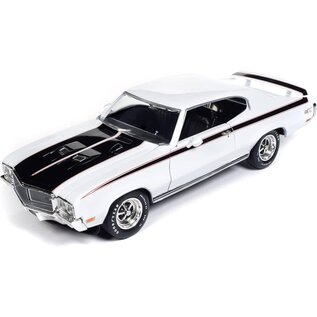 AUTOWORLD AW 1322 1970 BUICK GSX APOLLO WHITE 1/18 DIE-CAST