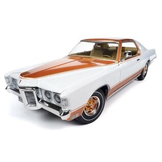 AUTOWORLD AW 1316 1969 PONTIAC ROYAL BOBCAT GRAND PRIX MODEL J FIREFROST GOLD AND CAMEO WHITE 1/18 DIE-CAST