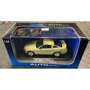 AA 20301 FORD MUSTANG GT 2005 (2004AUTO SHOW VERSION) LEGEND LIME 1/64 DIE-CAST