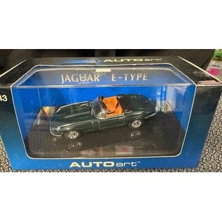 AA 53772 JAGUAR E-TYPE ROADSTER SERIES III V12 GREEN 1/43 DIE-CAST