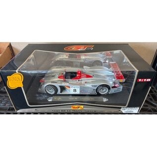 MAISTO MAI 38899 AUDI R8 LE MANS-SIEGER 2000 1/18 DIE-CAST