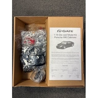 GATE GAT 06051 Porsche 996 Cabriolet 1/18 die cast  assembly kit (requires tools and glue)  Red version