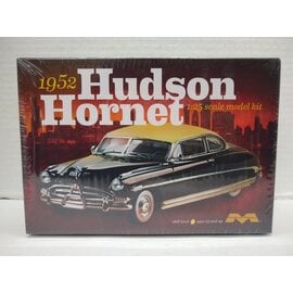MOEBIUS MOE 1216 Moebius 1952 Hudson Hornet 1/25 Model Kit