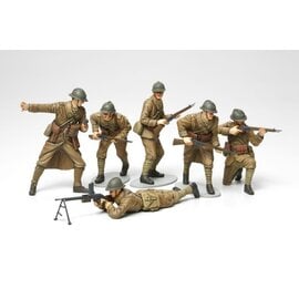 TAMIYA TAM 35288 1/35 WWII French Infantry Set Plastic Model