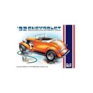 MPC MPC 1035M MPC 1932 Chevy Roadster 1/25 Model Kit (Level 2)