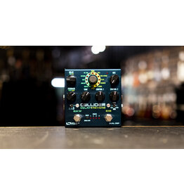 Source Audio Source Audio Collider Delay+Reverb Effects Pedal